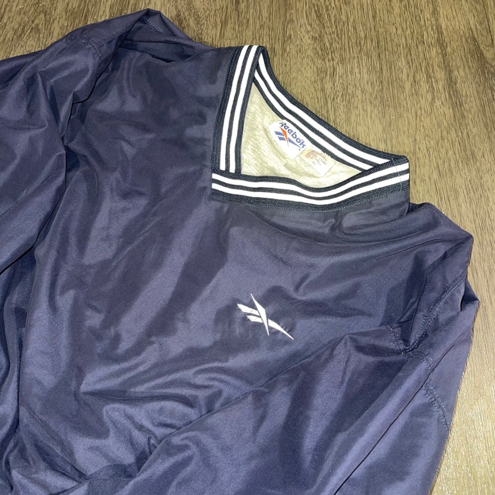 Reebok Mens XL Navy Blue Windbreaker Pullover V-Neck Vintage Striped Trim
